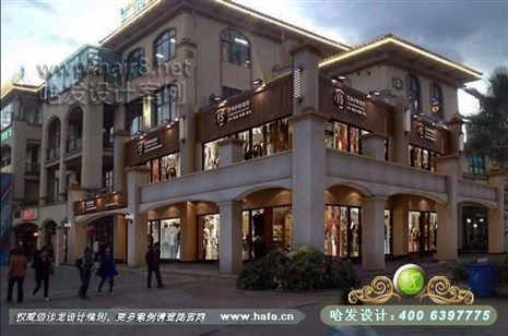 云南省昆明市本案的设计风格大面积采用木饰面，体现空间的舒适感美发店装修案例